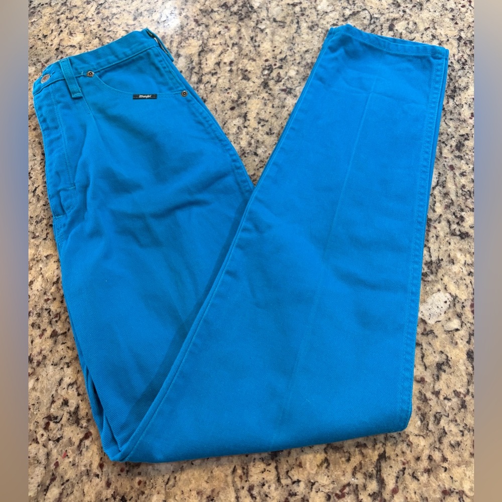 Vintage 90s Wrangler High-Rise Slim Fit Cowboy Cut Jeans in Bright Teal Blue
